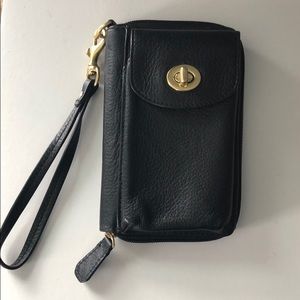 Coach wristlet wallet
